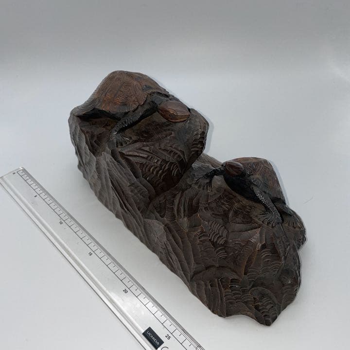 亀の一刀彫 美品