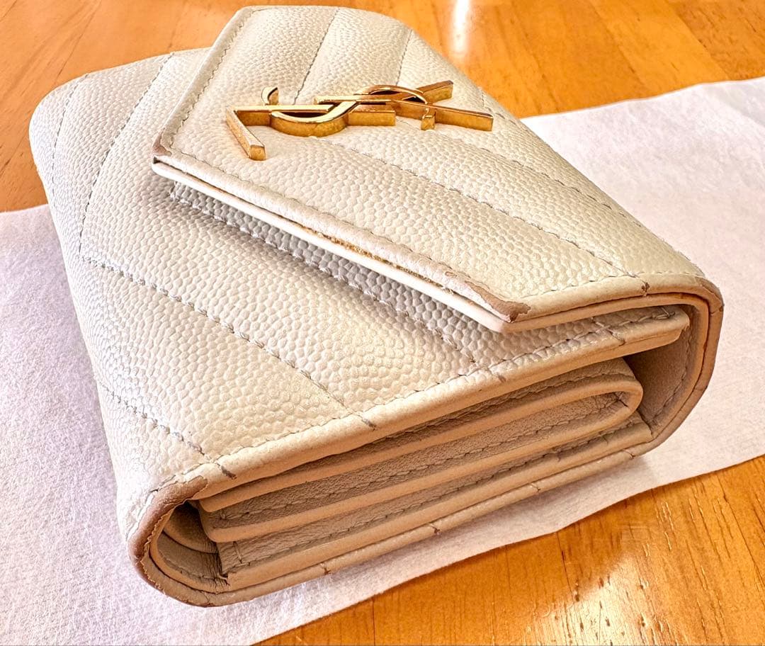 YSL カサンドラ マルチフォールドウォレット　財布