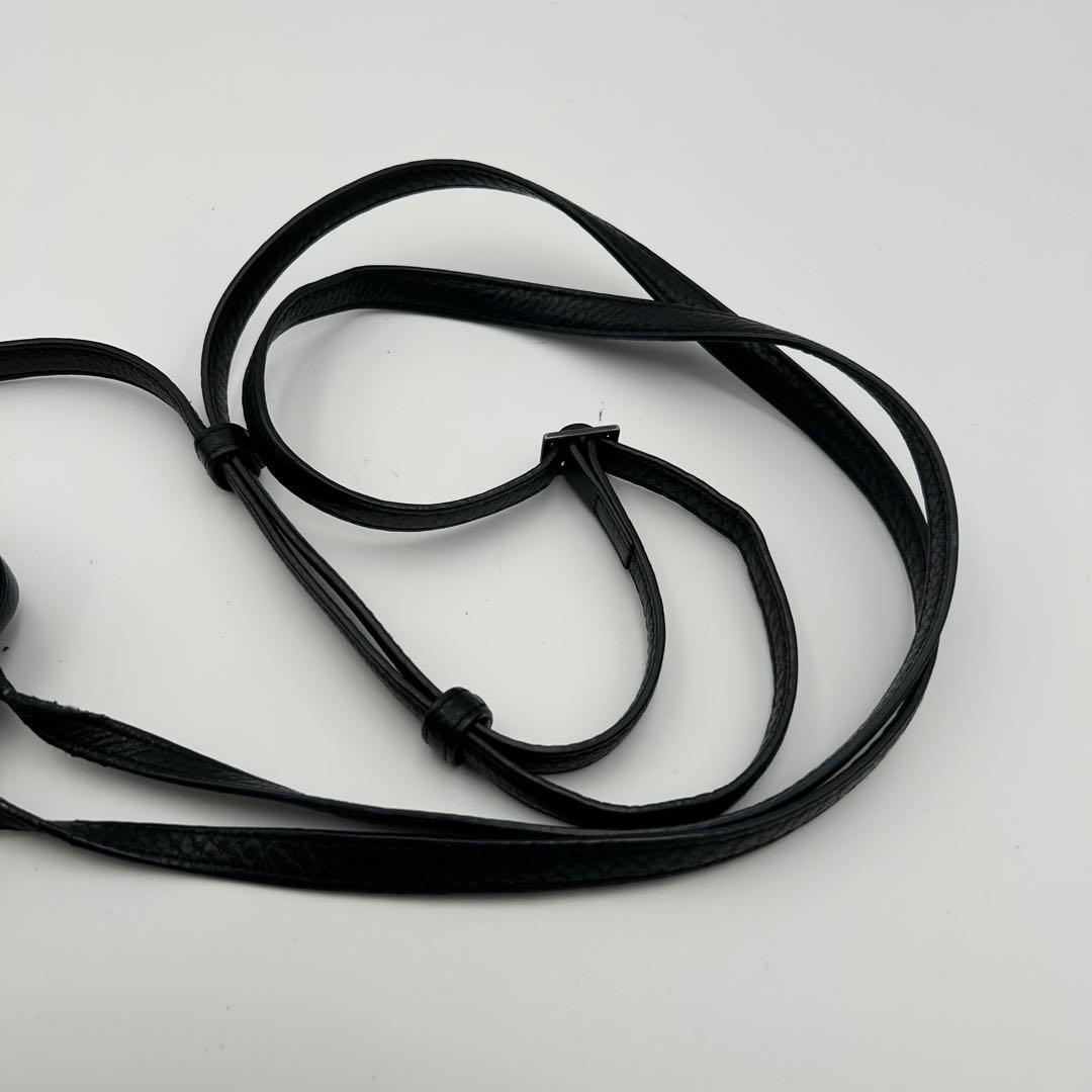 objcts.io マイクロバッグ アジャスタブルレザーストラップ付 ブラック