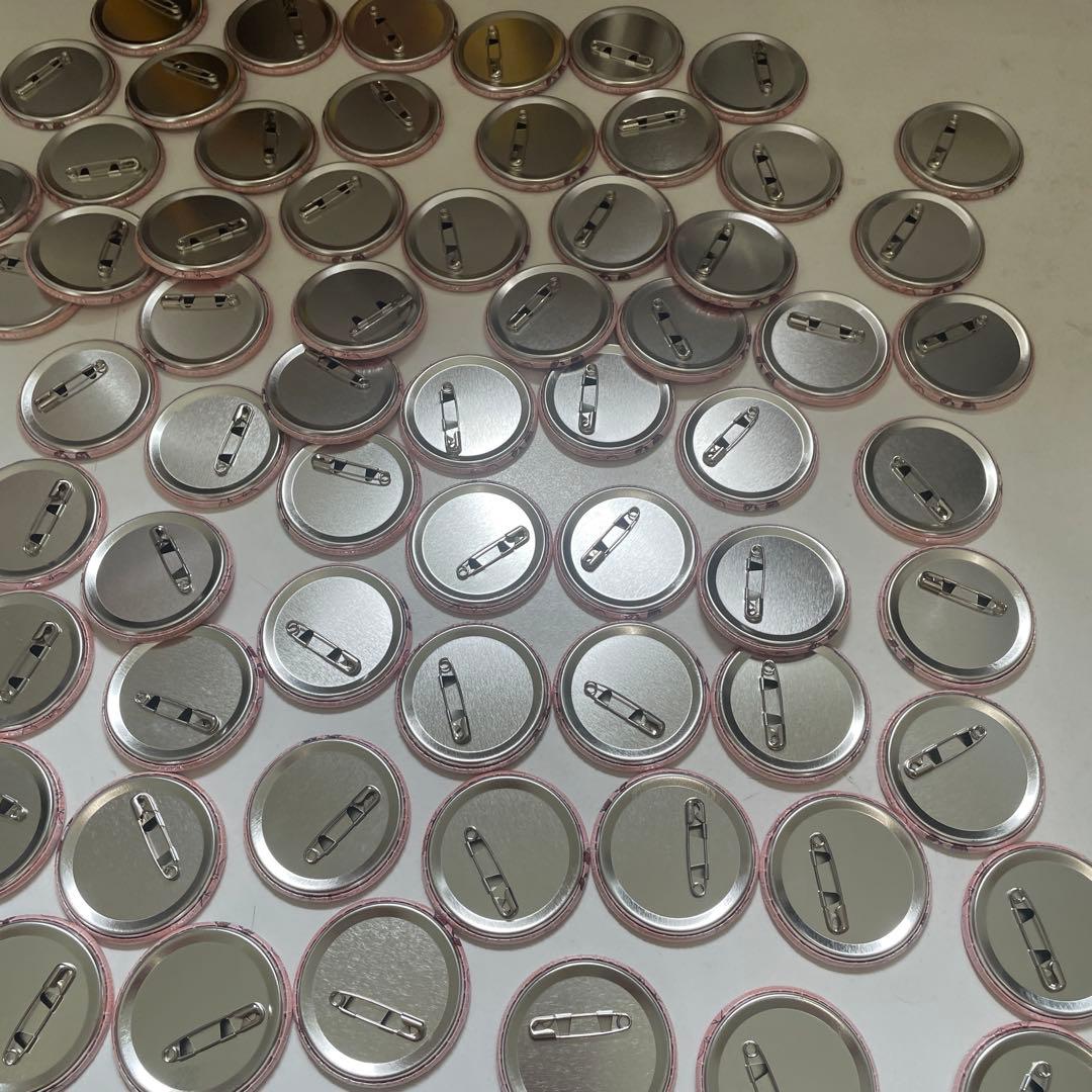 お値下げV80.さかわん  缶バッジ デフォ あほの坂田 2023