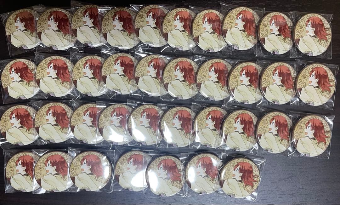 赤髪の白雪姫　缶バッジ　白雪　漫福ガチャ