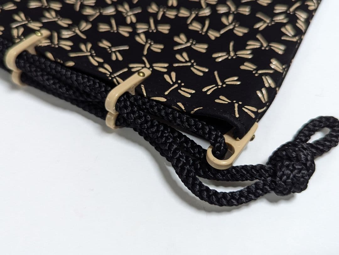 印伝巾着袋 印傳屋上原勇七 INDEN-YA 合切袋 とんぼ 黒地白漆