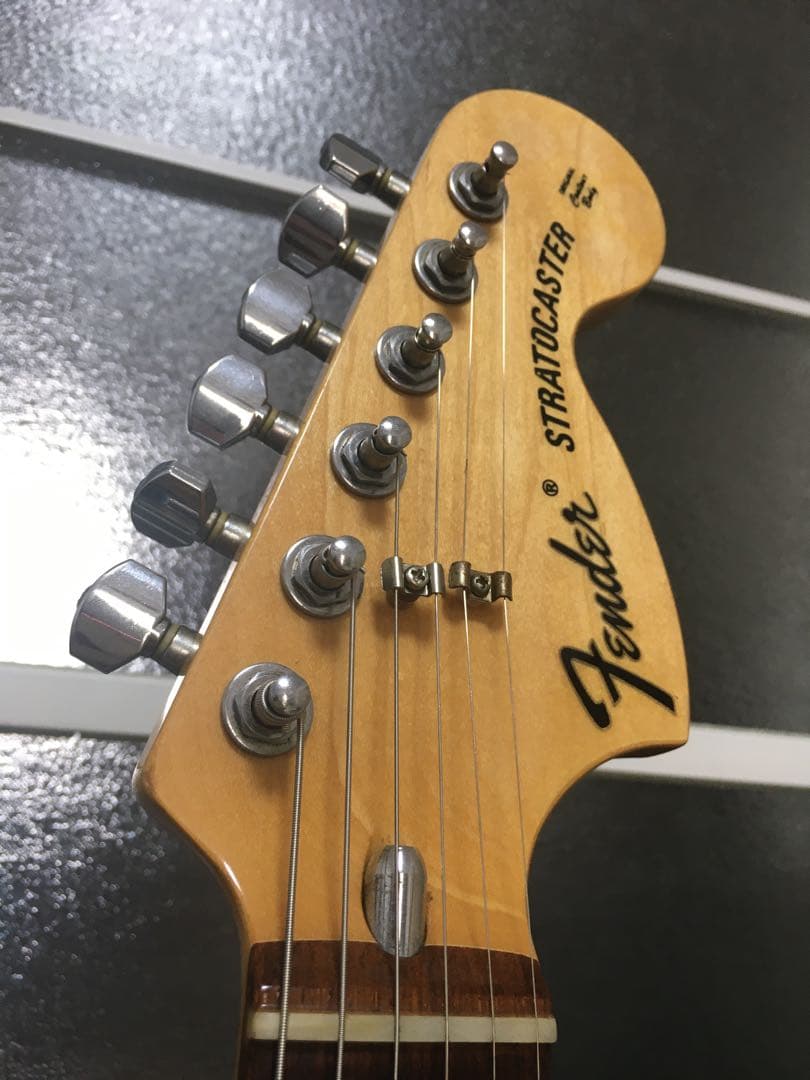 FenderJapan ST72【スキャロップ】【リッチー仕様3way】