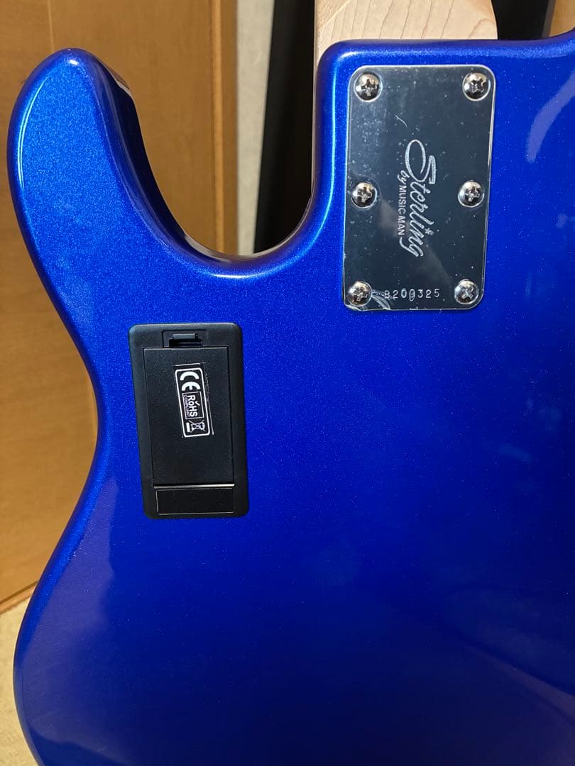 Sterling StingRay 5 ブルー