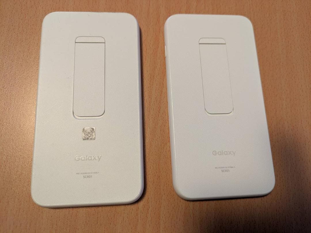 【中古】Galaxy 5G Mobile Wi-Fi SCR01　２台セット