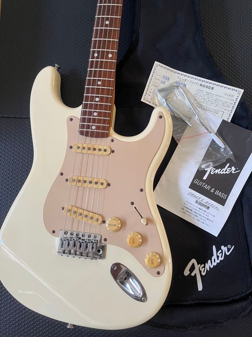 ギター Squier by Fender Stratocaster