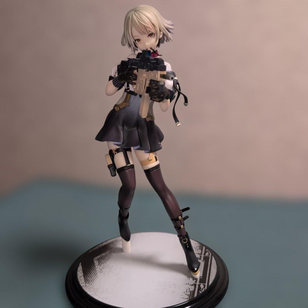 ドールズフロントライン　ベクター　フィギュア