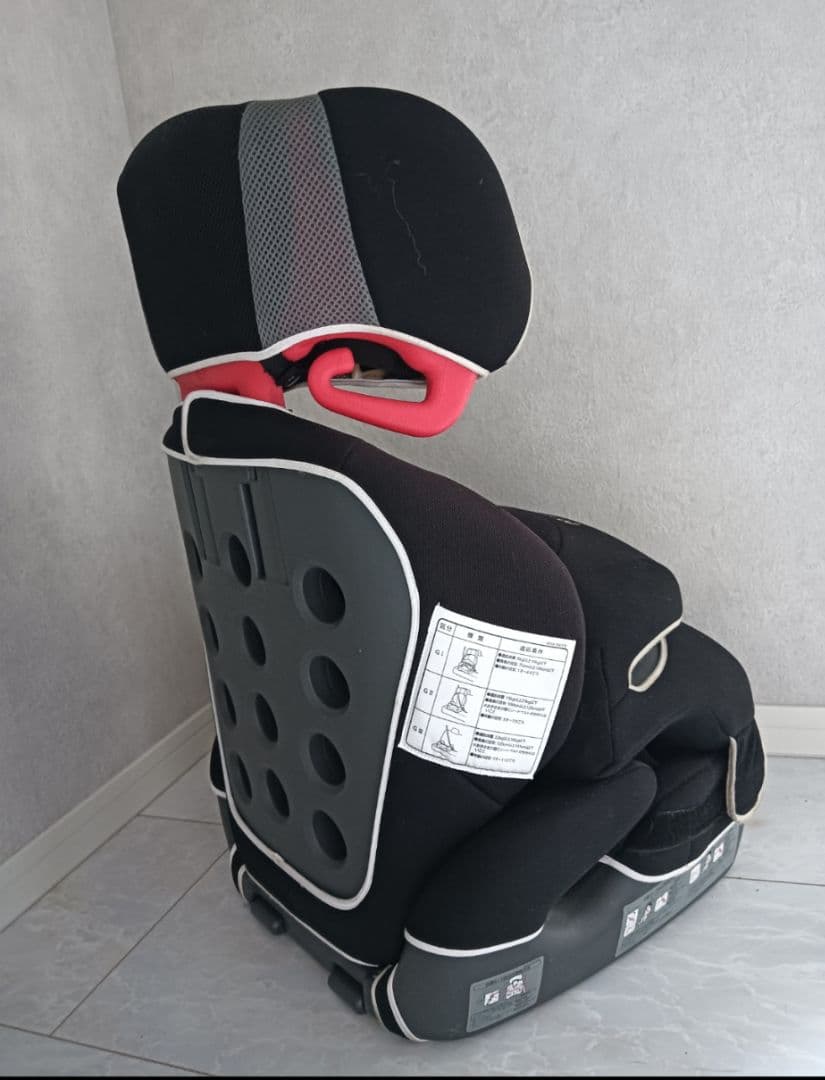 エールべべ ジュニアシート サラット3ステップ クワトロST チャイルドシート