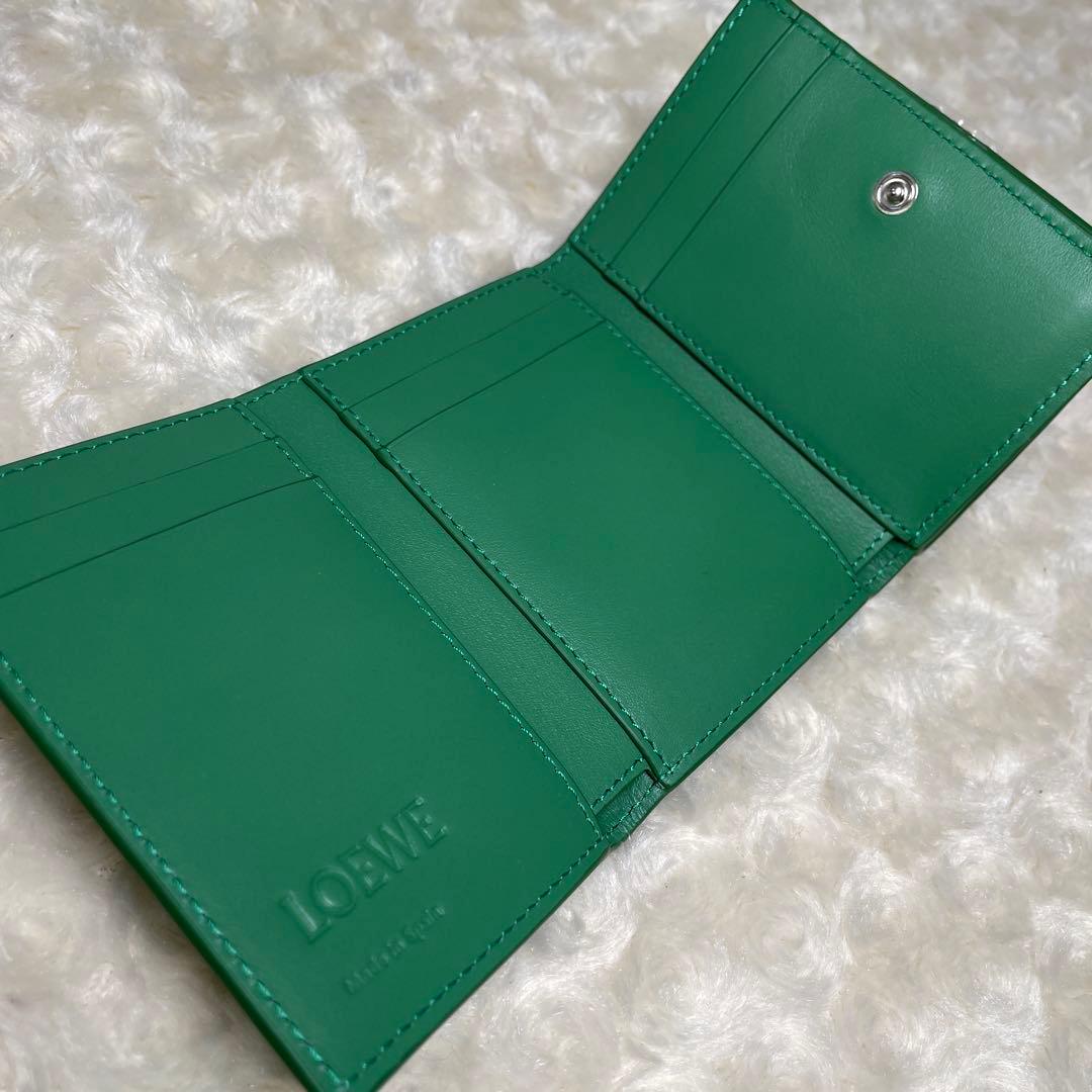 LOEWEロエベ　新品未使用アナグラムトライフォールドウォレット
