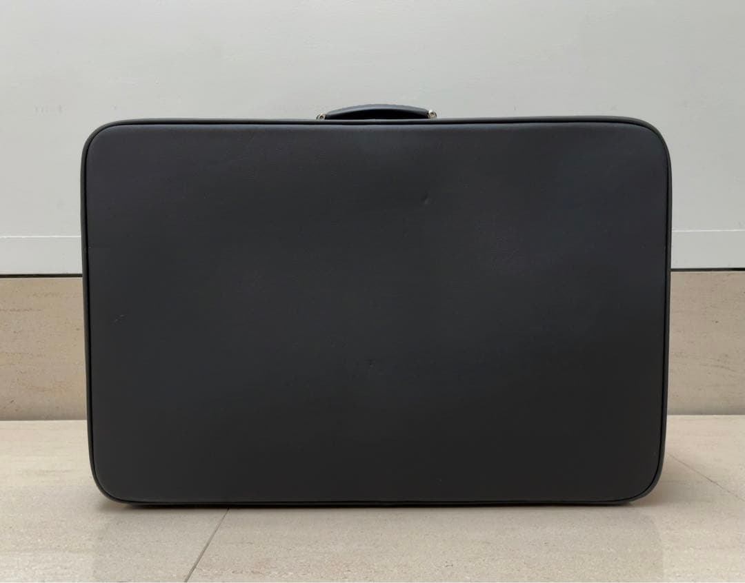 MASERATI正規 スーツケース　ポルトローナフラウ製