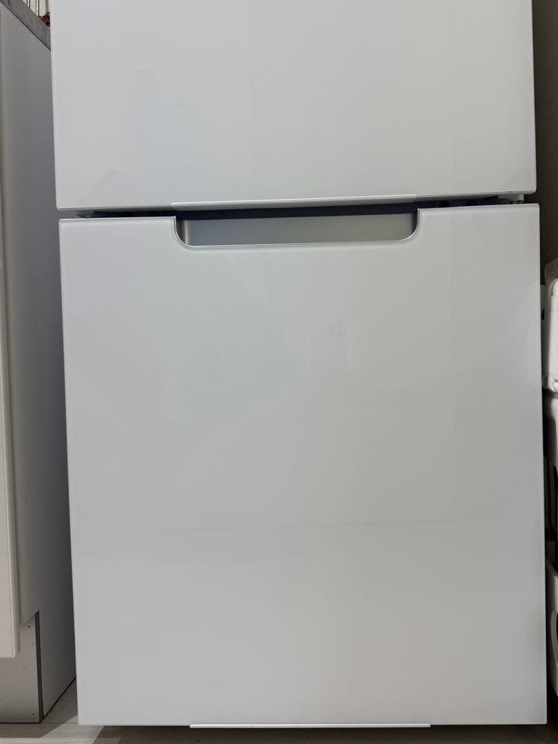 m*o様 【値下げしました！】 SHARP SJ-GD15J-W 冷蔵庫 152