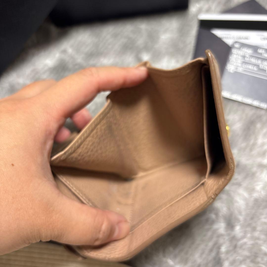 【箱付き】PRADA ピンクベージュ 三つ折り財布