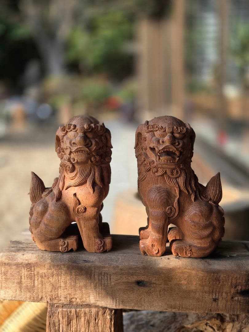 狛犬　木彫り　木製　獅子