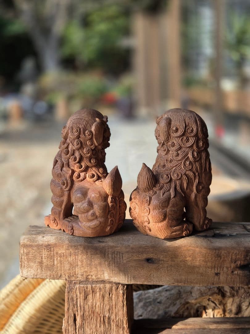 狛犬　木彫り　木製　獅子