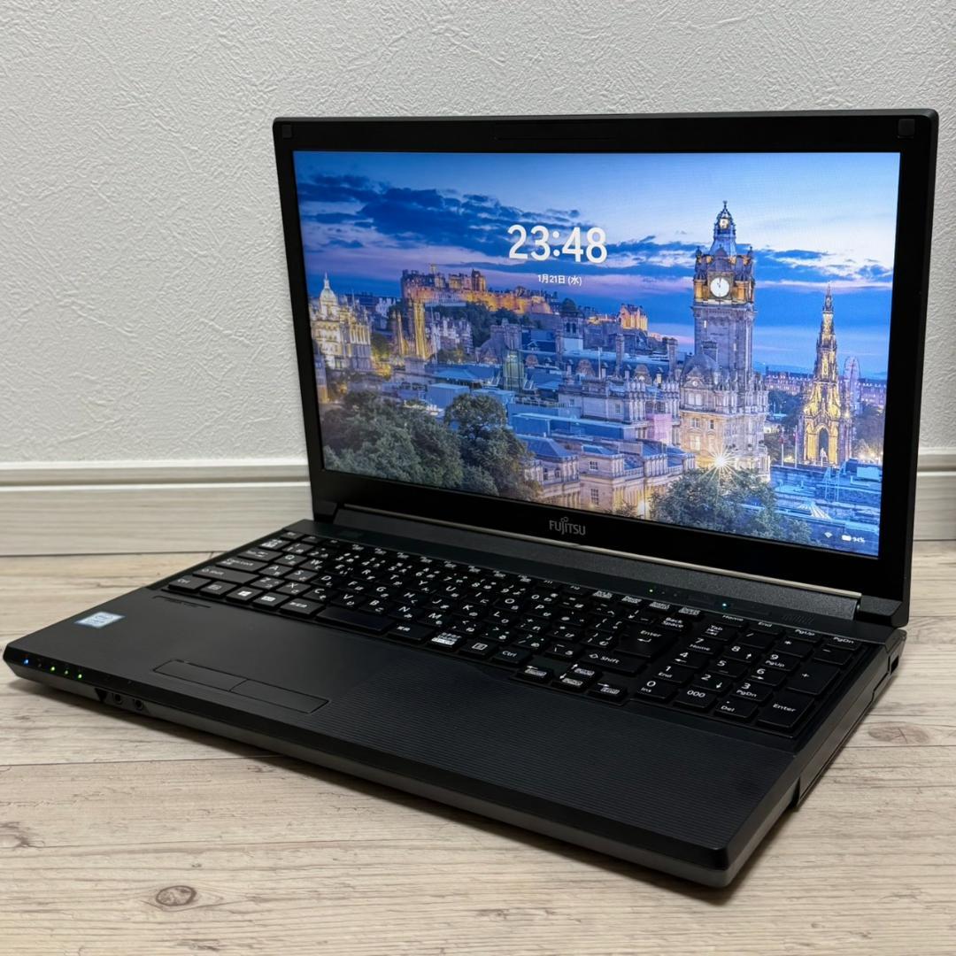 バッテリー良好 薄軽量タブレットLIFEBOOK i5 10世代 8G 256G