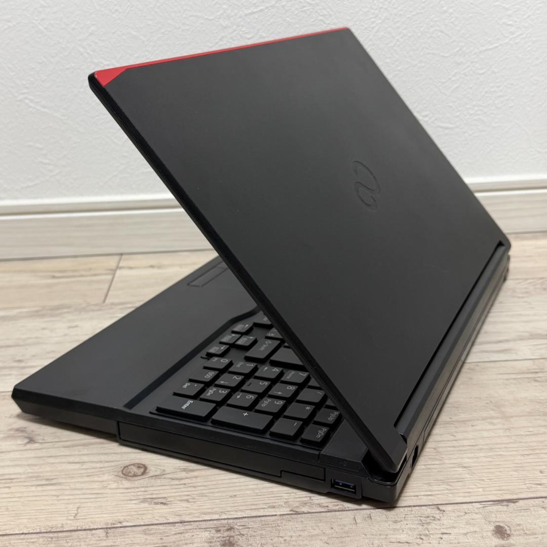 バッテリー良好 薄軽量タブレットLIFEBOOK i5 10世代 8G 256G