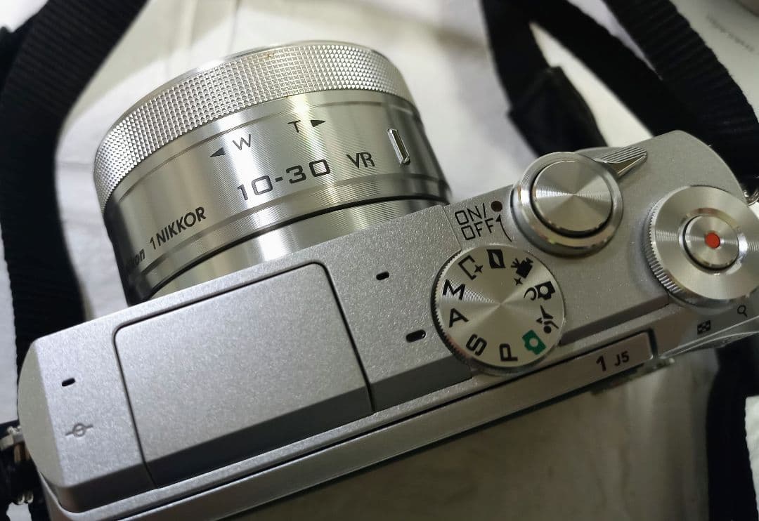 【Nikon】Nikon1 J5