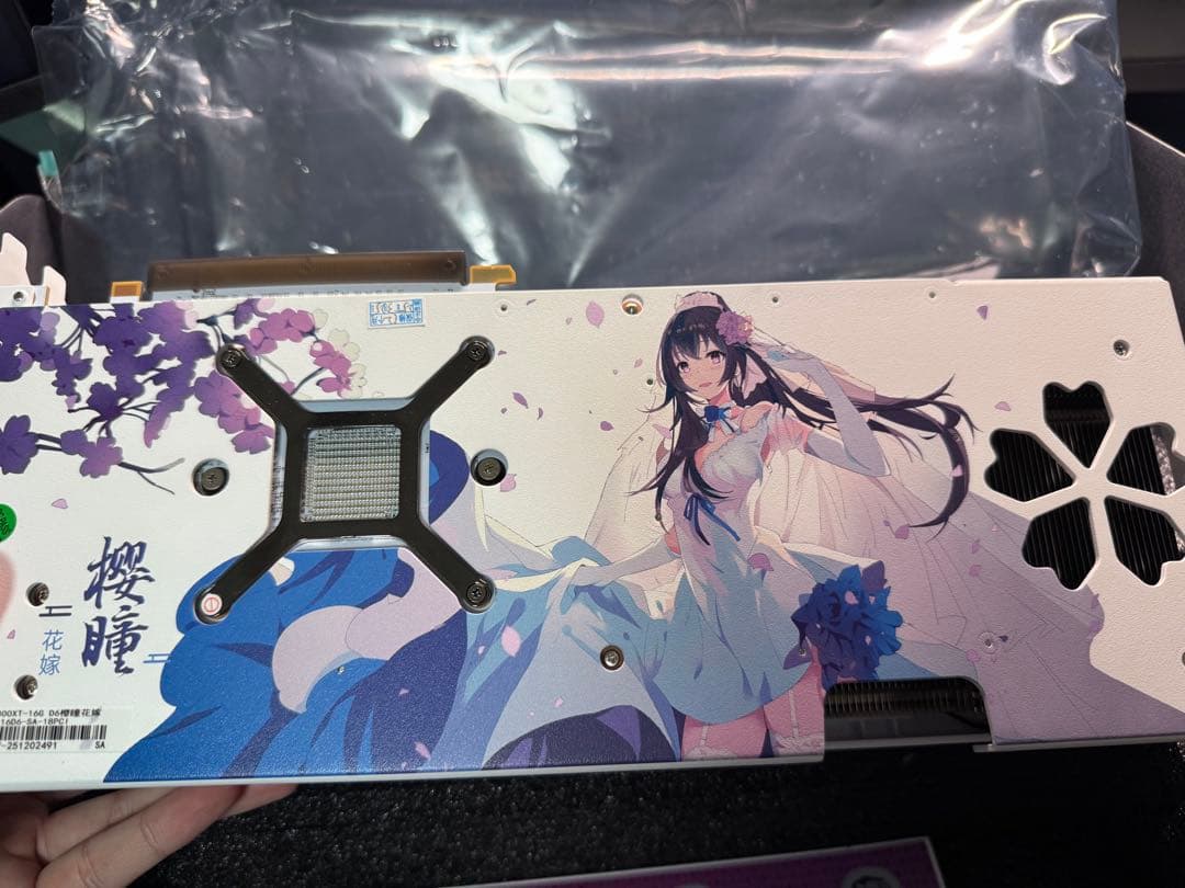 グラフィックボード・グラボ・ビデオカード Yeston Radeon RX6800XT 16GB Sakura Waifu