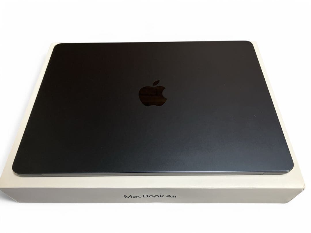 MacBook Air M2 ミッドナイト 512gb メモリ8gほぼ未使用