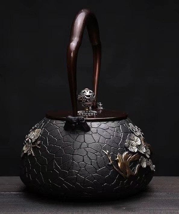 鋳鉄製 花と鳥の彫刻 鉄瓶 素肌 容量 : 900ml