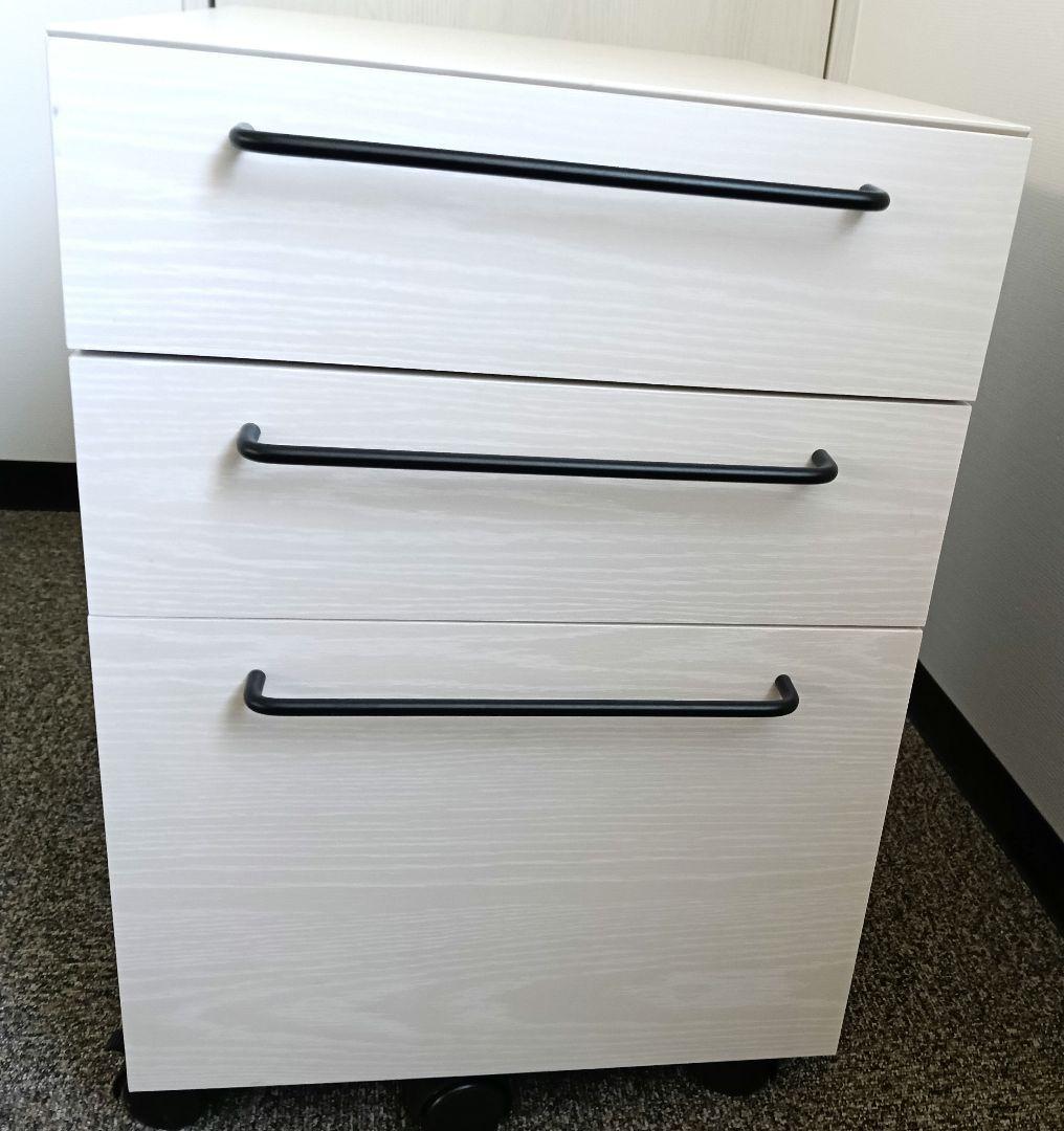 引取限定/3台/9000円//ニトリのデスクワゴン(サーヤ)ホワイト 3段