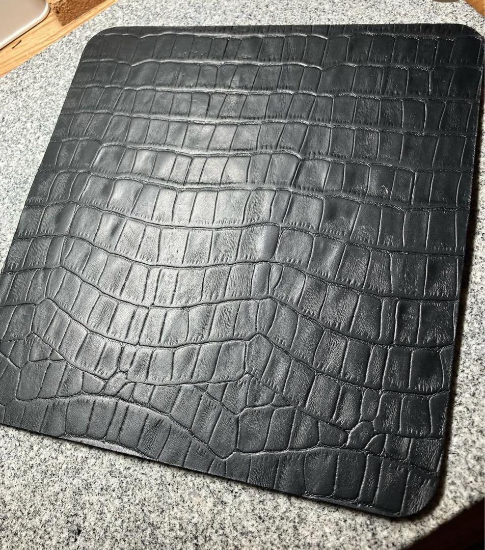 クロコ型押しラウンドファスナー