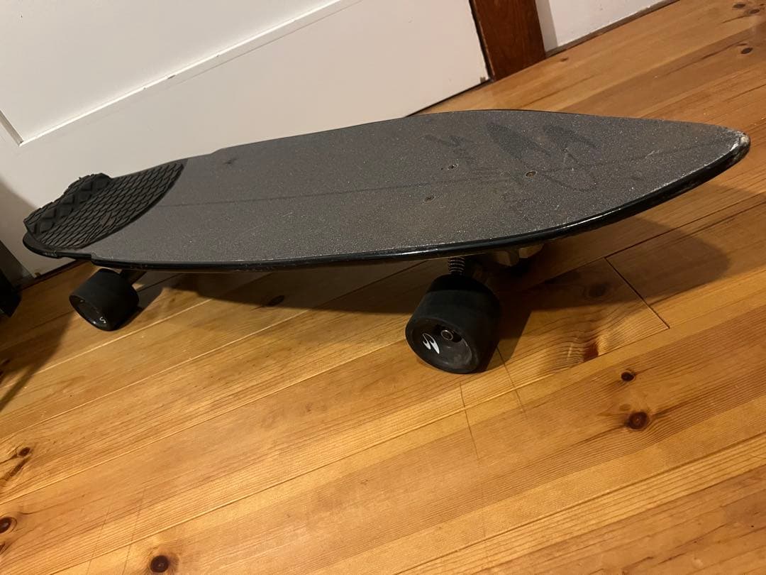 SwellTech ハイブリッド　カモ　サーフスケート