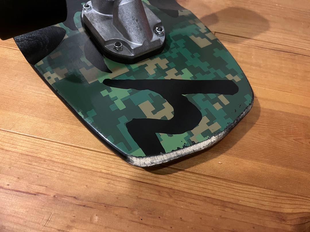 SwellTech ハイブリッド　カモ　サーフスケート