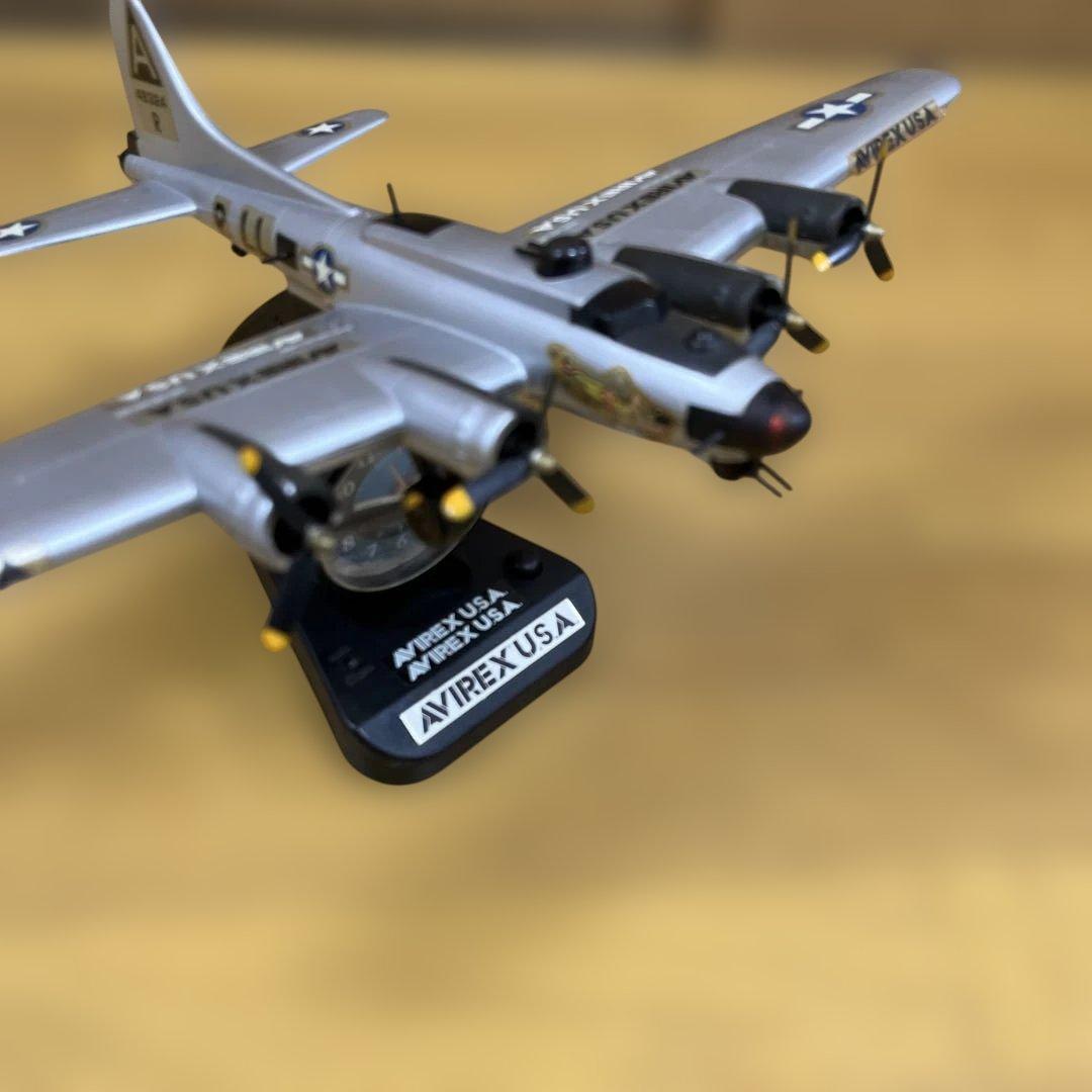 AVIREX USA B-17 モデル 戦闘機 時計 音声付き