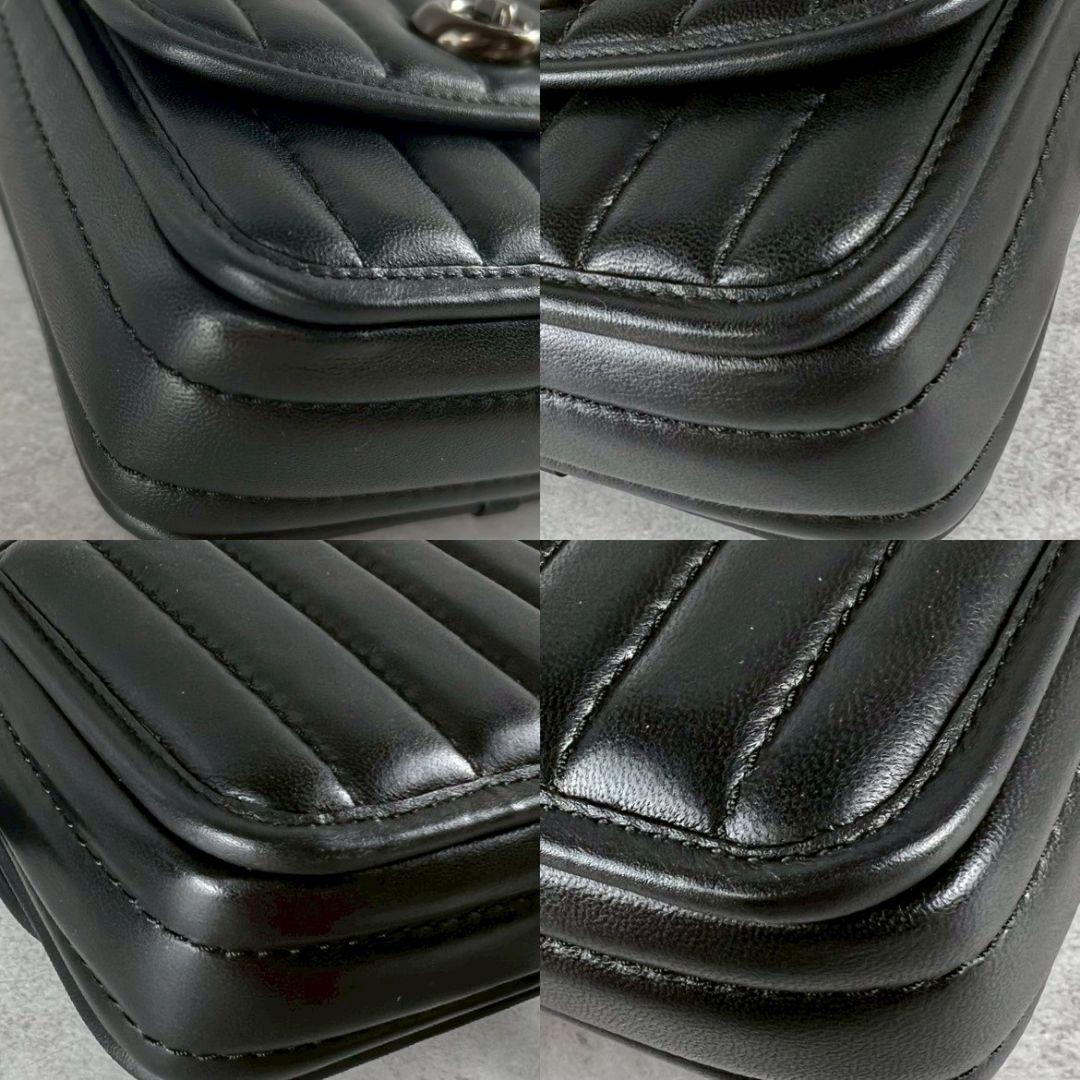 コーチ　ブラック キルティング ショルダーバッグ チェーンショルダー