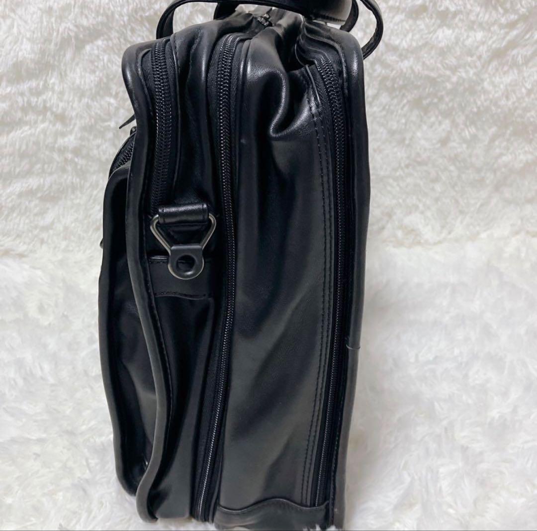 【超美品】TUMI カーフレザー大容量　ビジネスバッグ ブラック A4 PC