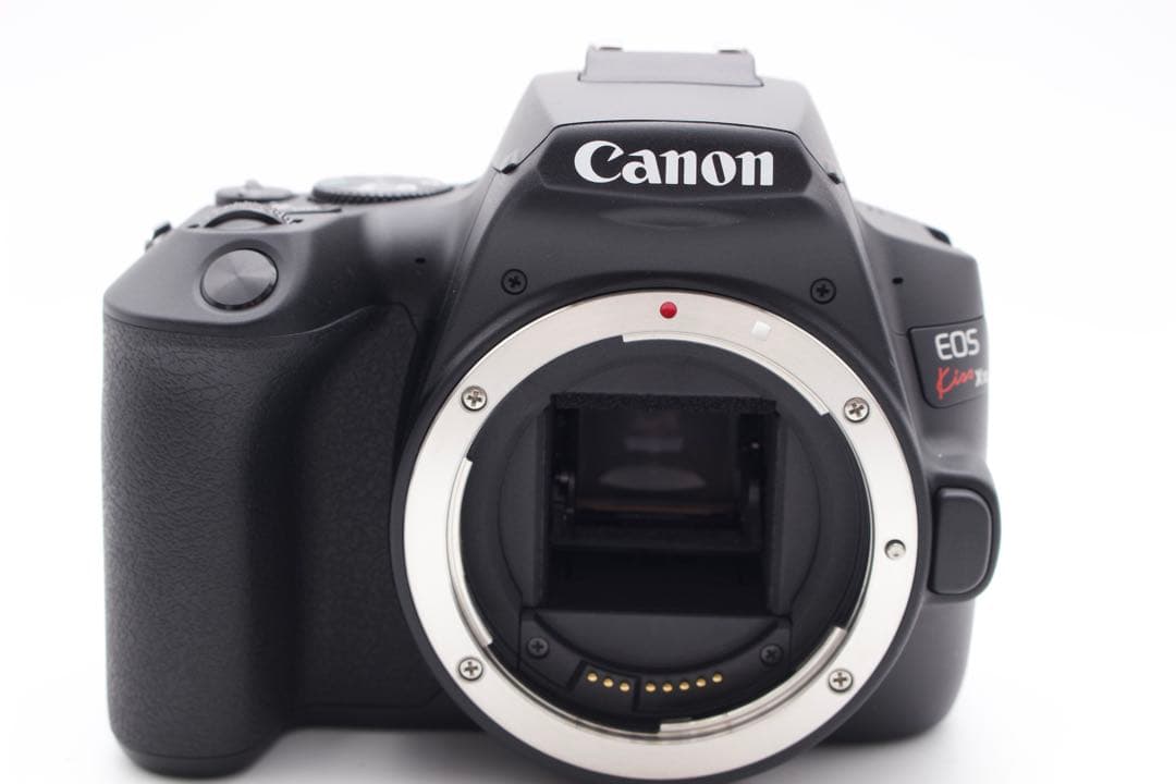 ゲリラセール！Canon EOS Kiss X10 トリプルレンズWi-Fi機能
