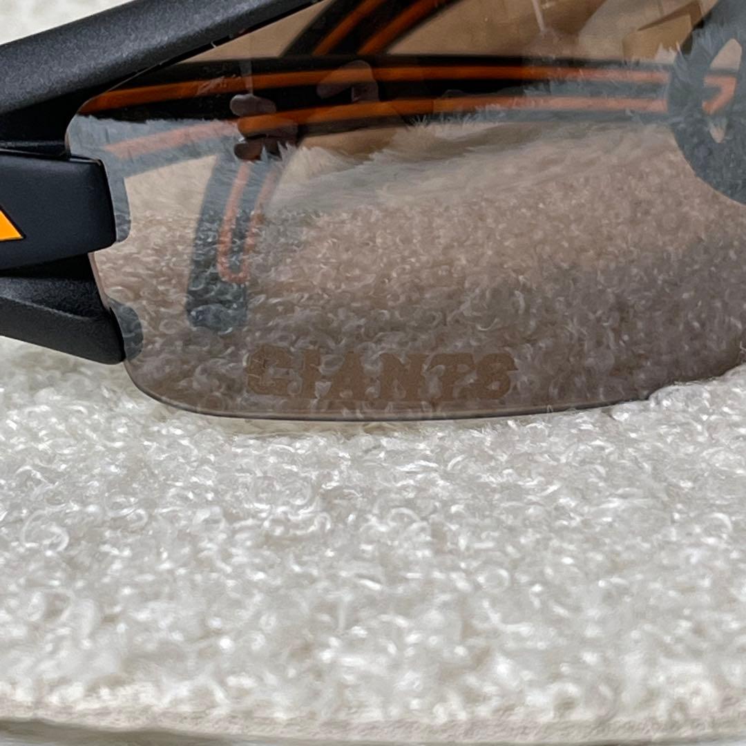 新品未使用　限定生産モデル　adidas ジャイアンツ　コラボ　サングラス