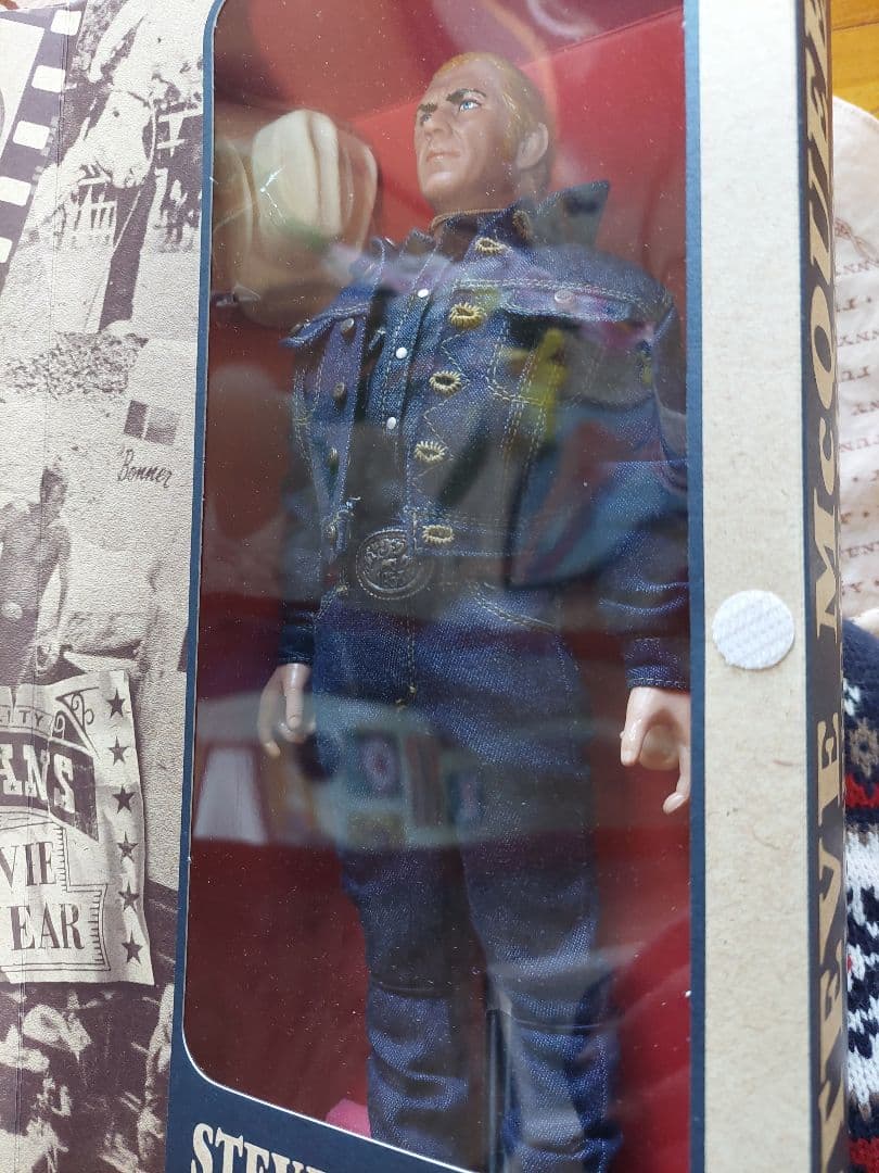 トイズマッコイ　スティーブ•マックイーン　未開封品　フィギュア