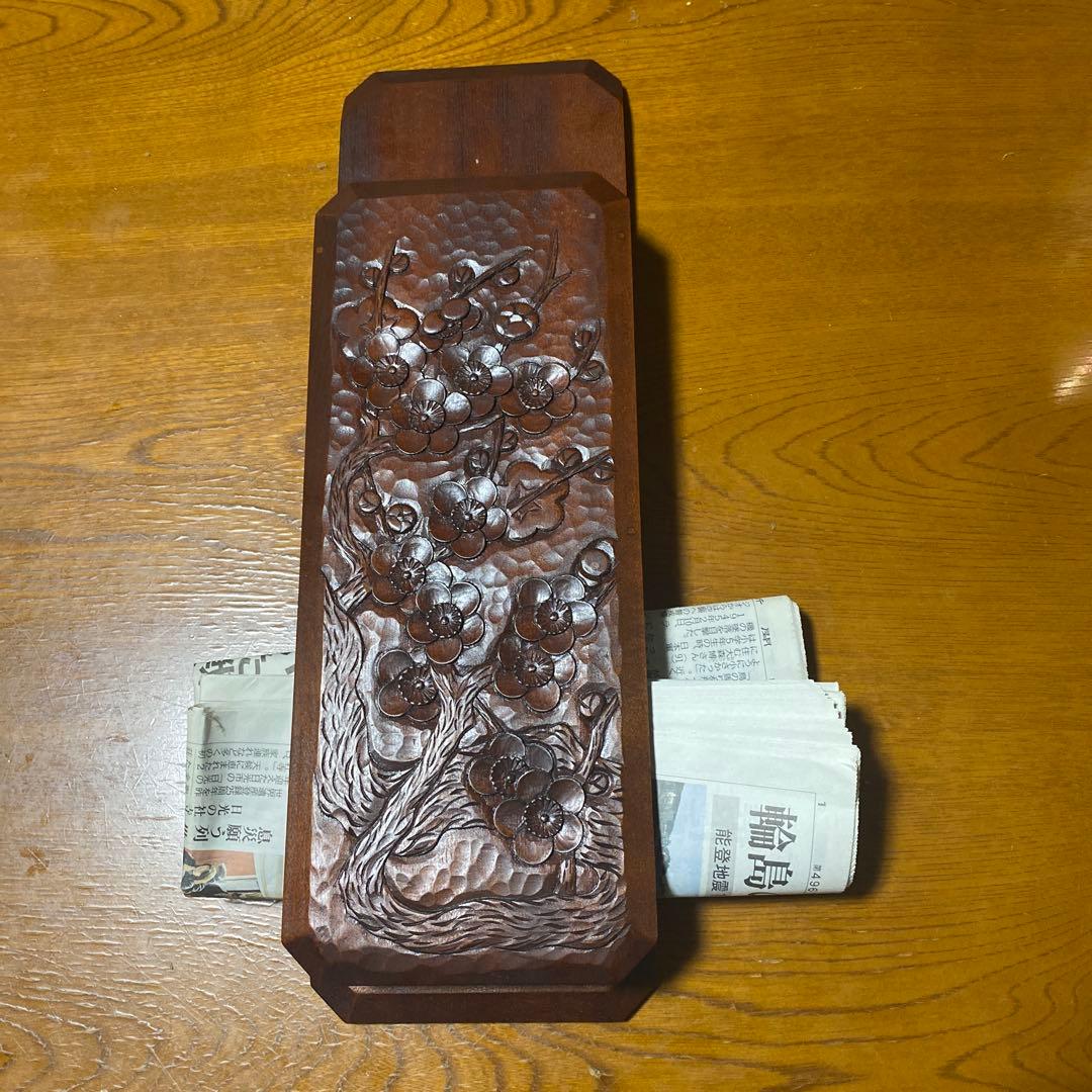 木製彫刻トレイ 花模様