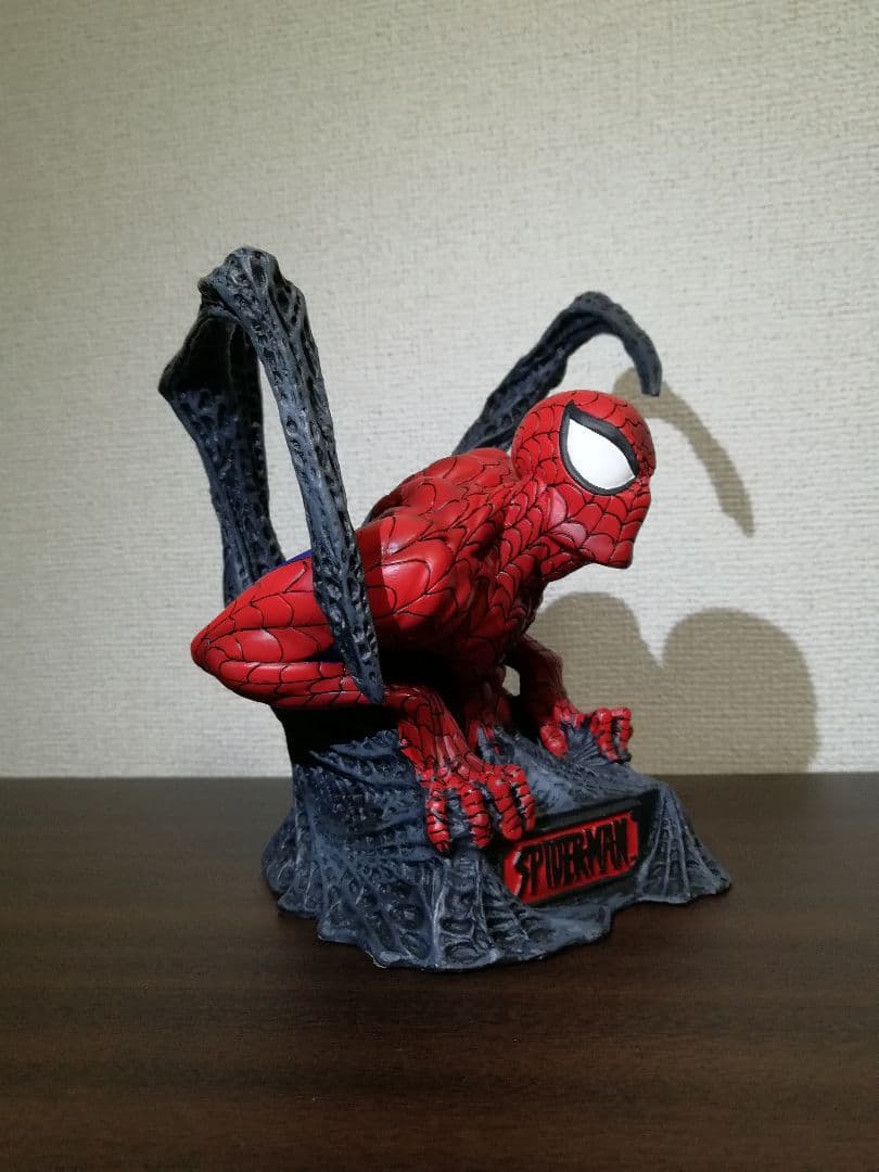 スパイダーマン フィギュア