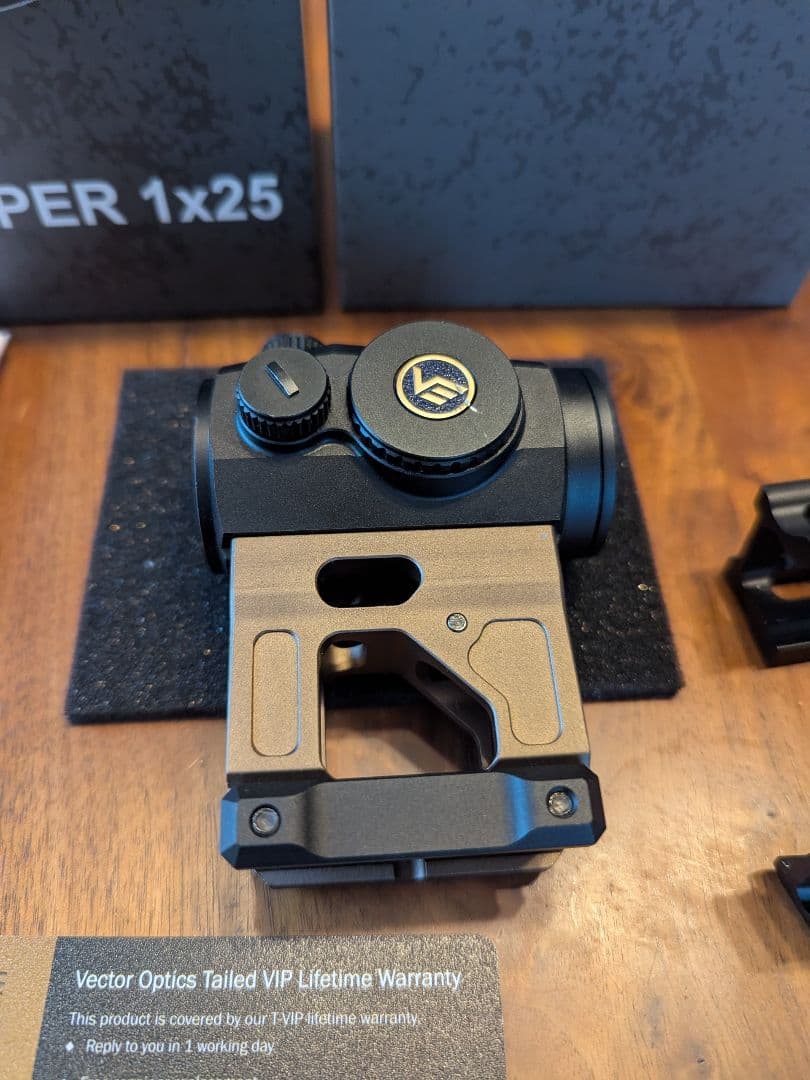 Vector Optics Scrapper 1x25 レッドドットスコープ