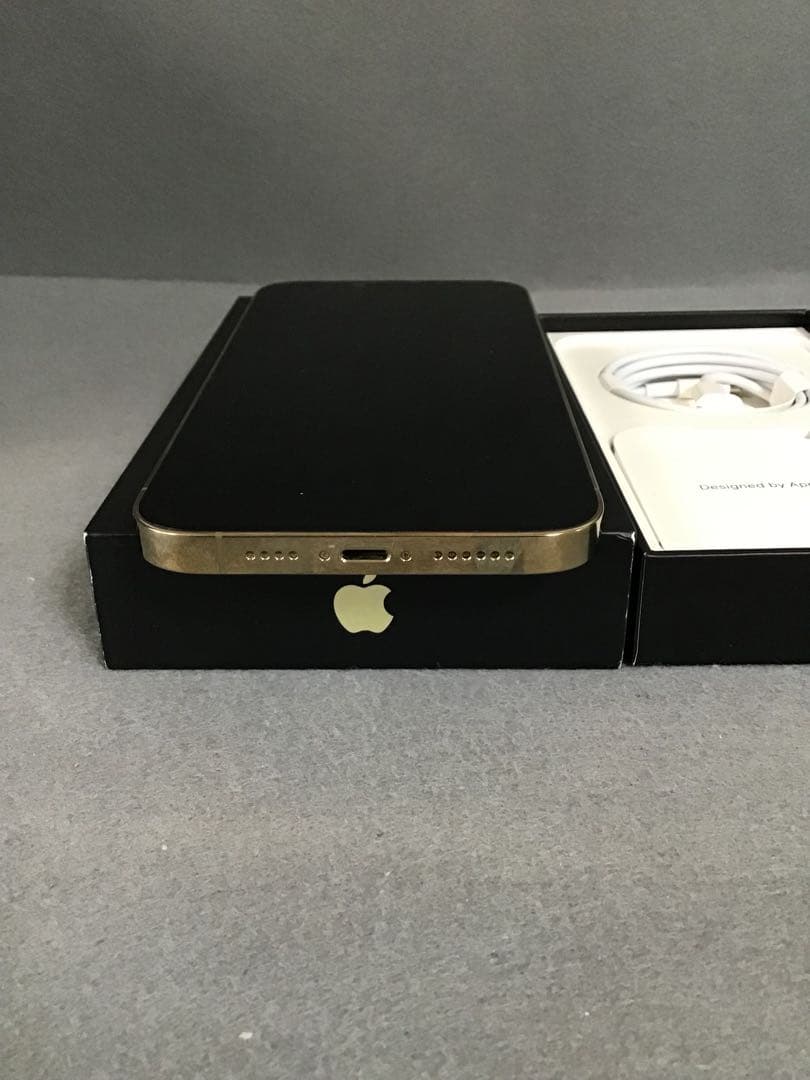 美品 国内版 SIMフリー iPhone13 Pro Max 128GB