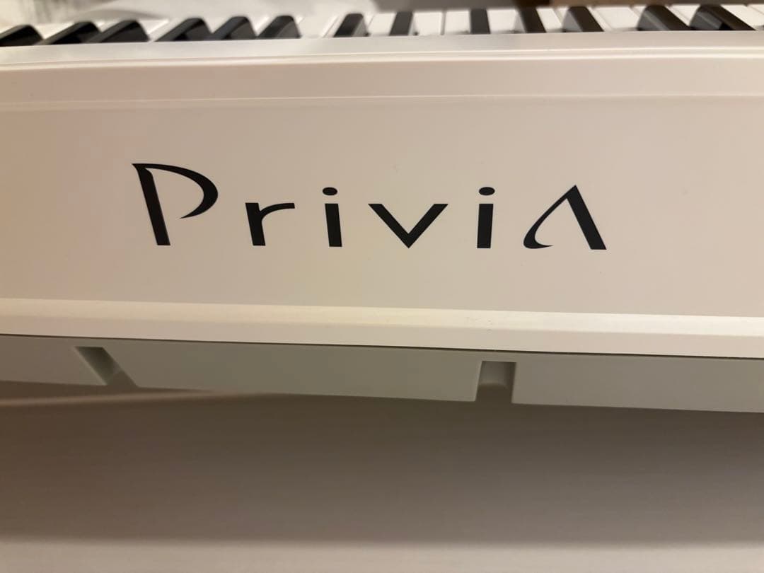 CASIO PX-135WE ホワイト電子ピアノ 美品　引取り限定