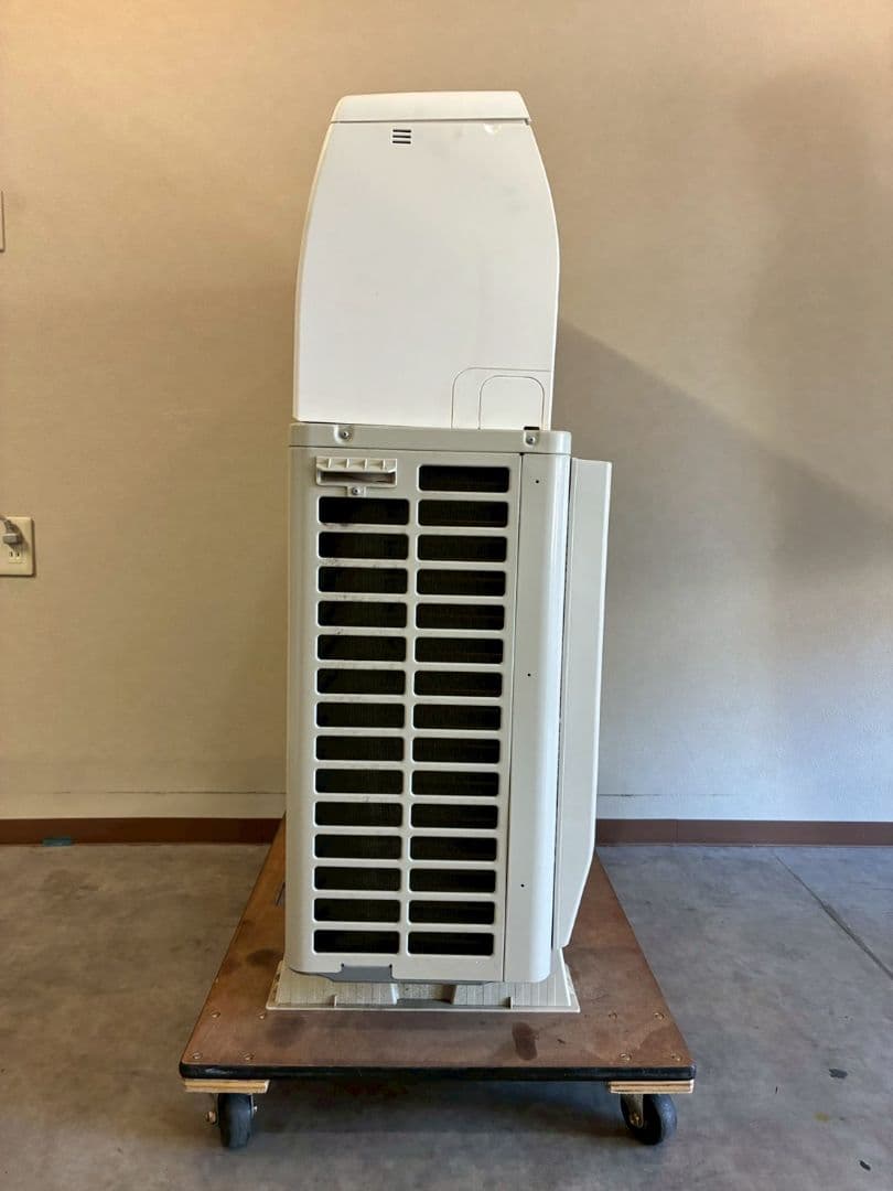 ◯2037 ダイキン【AN56ZAP-W】2022年製 18畳 エアコン 中古