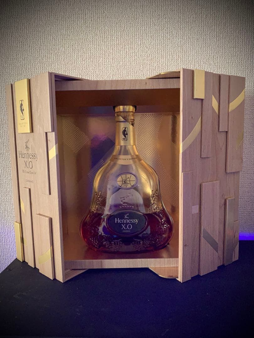 ブランデー Hennessy XO Collector's Edition