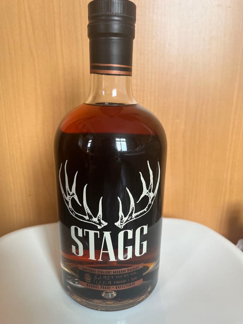 STAGG ウイスキー 750ml 62%