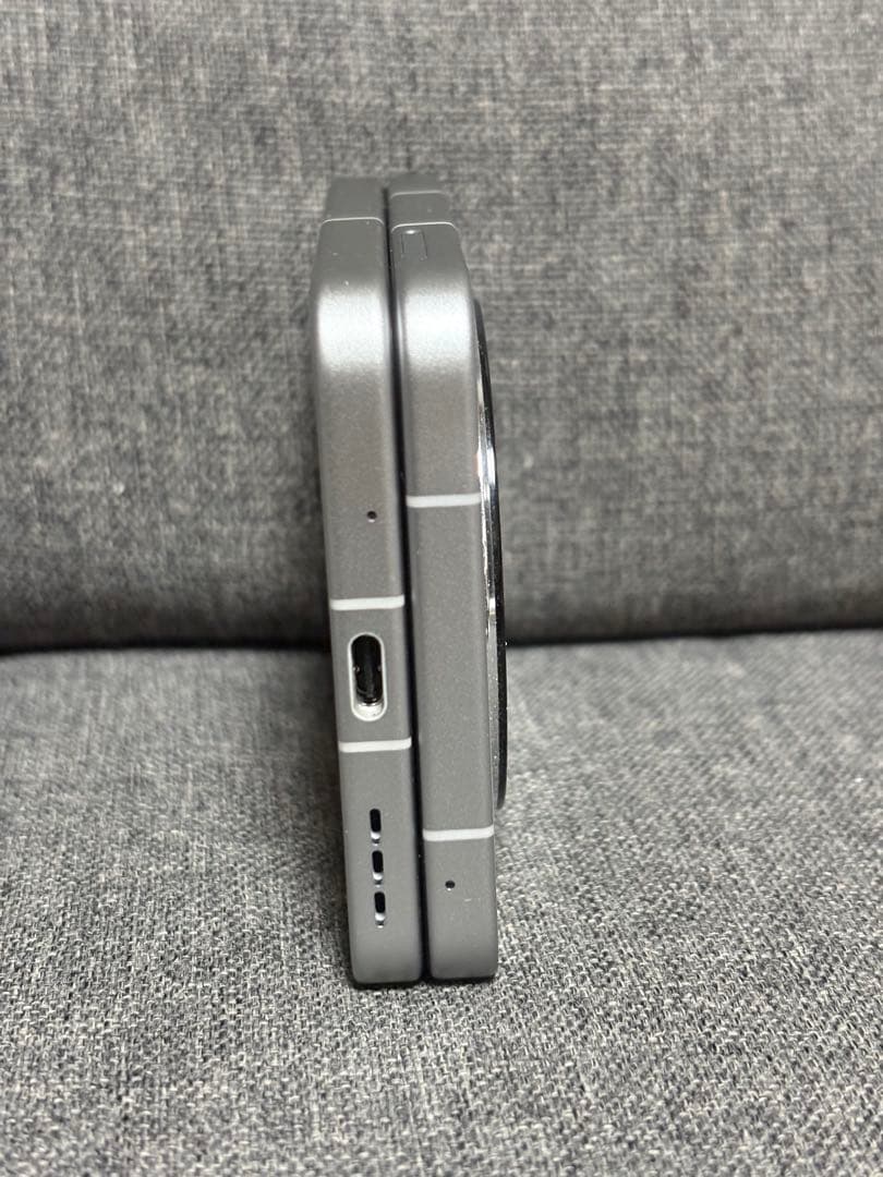 【美品】Y!mobile ZTE Libero Flip A304ZTホワイト