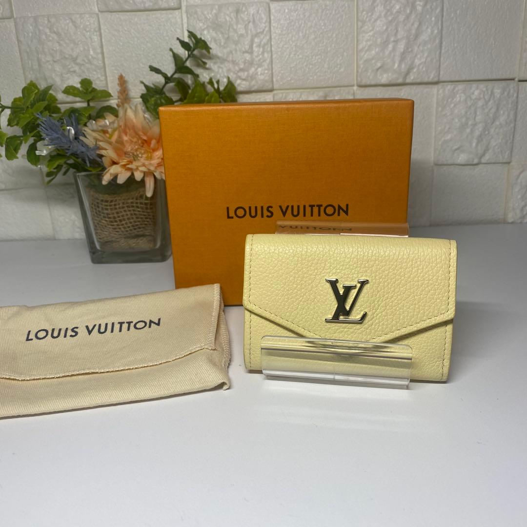 超美品 LOUIS VUITTON 限定カラー バナナ ロックミニ 財布