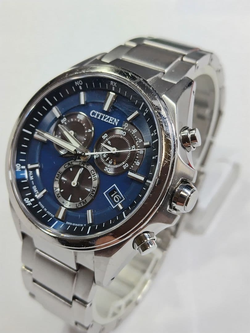 シチズン　アテッサ　エコドライブ　軽量スーパーチタン製　 電波時計