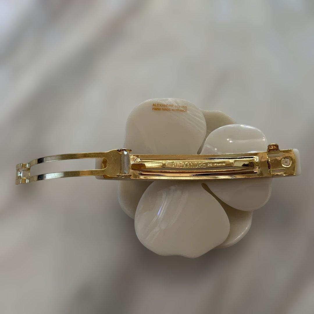 ALEXANDRE DE PARIS バレッタ カメリア ホワイト