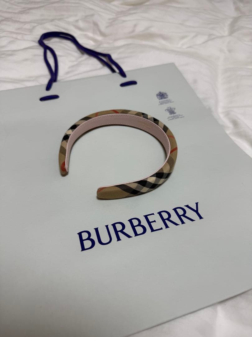 Burberry ヘアバンド ベージュ・チェック柄
