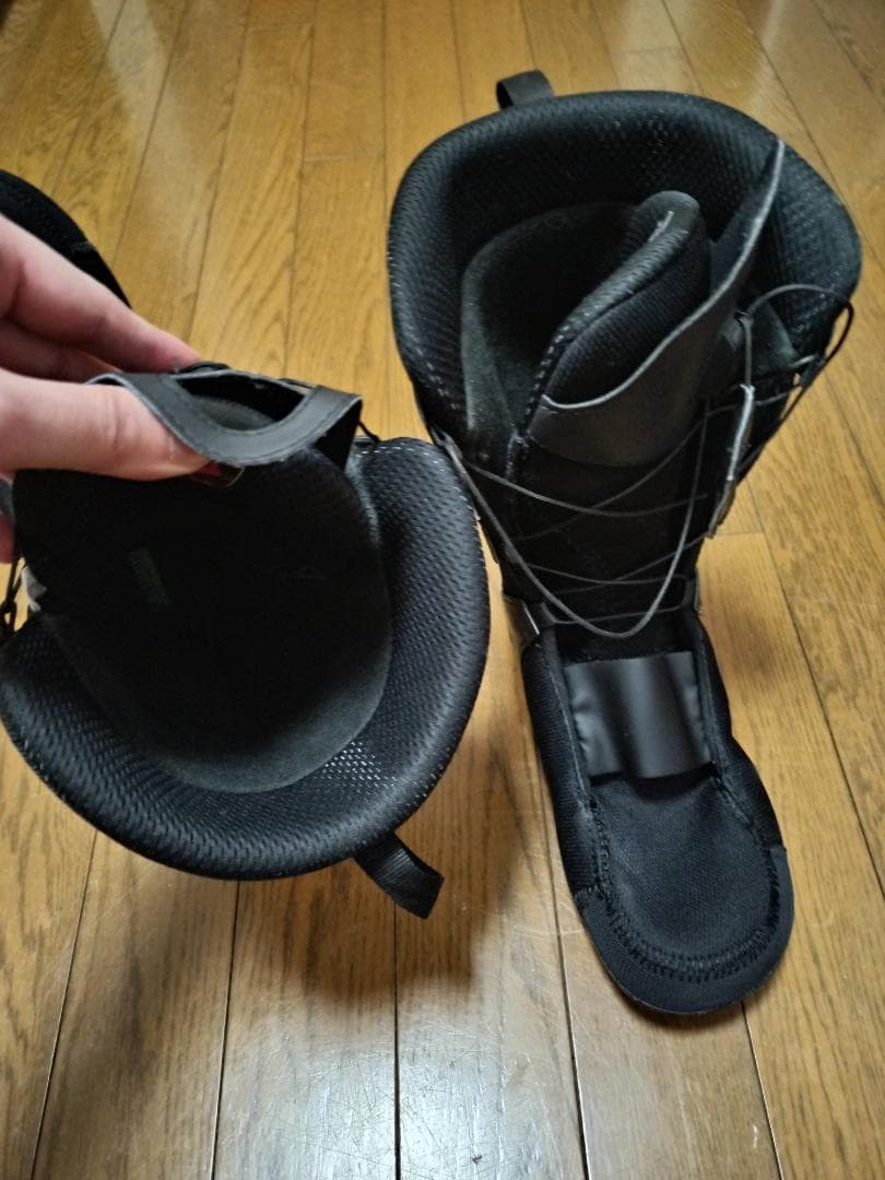 【売却済】Salomon スノボブーツ 26cm ビンディング M ケース付