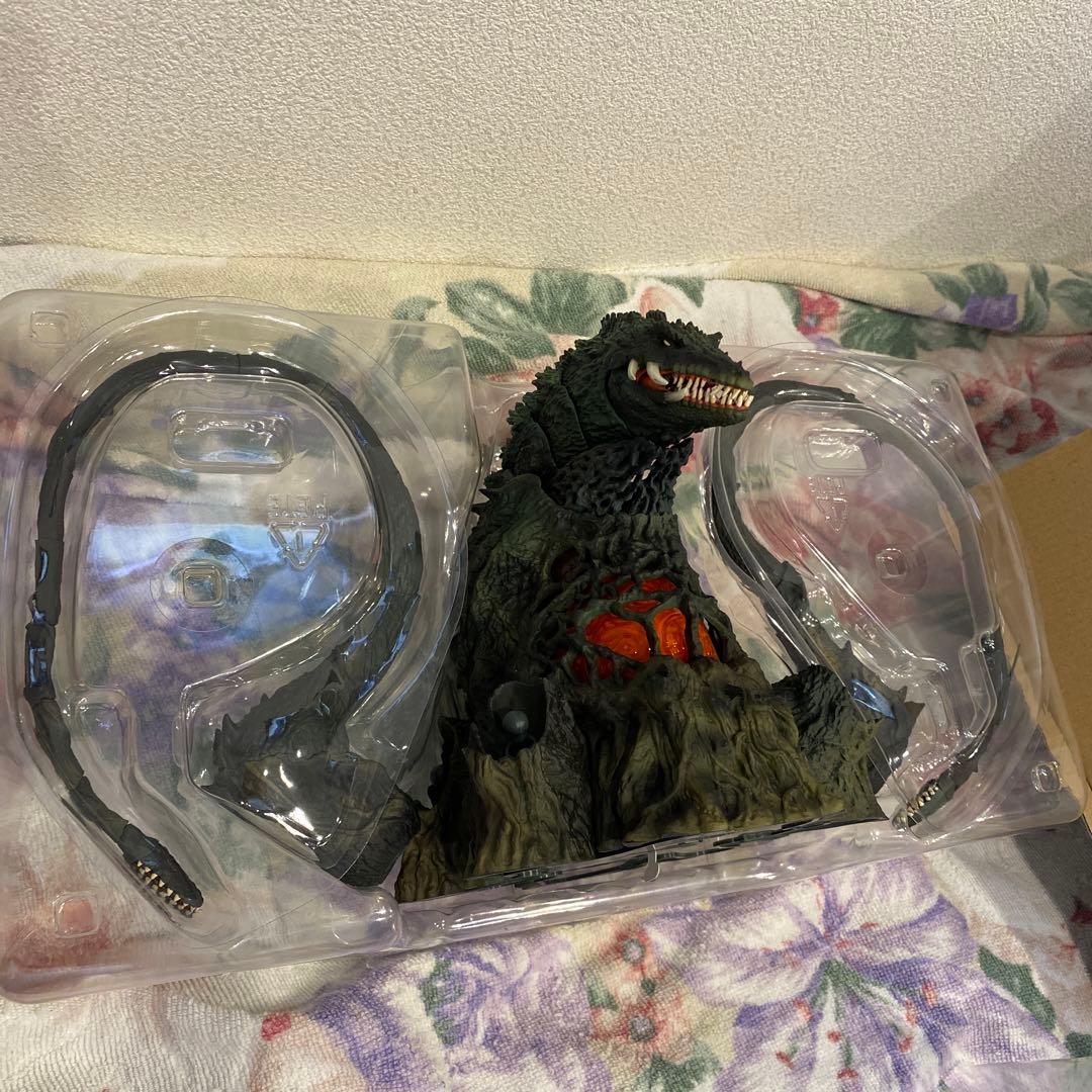 S.H.MonsterArts ビオランテSpecial Color Ver.