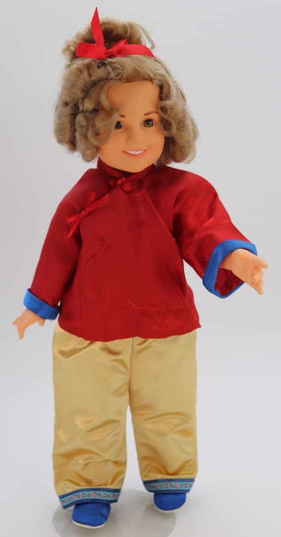 シャーリーテンプル　赤と金の衣装の人形